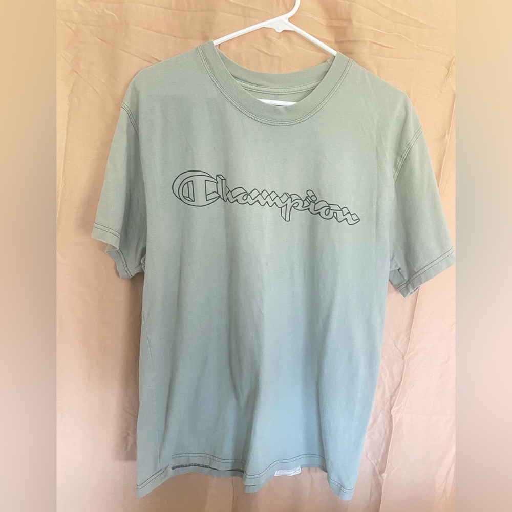 Men’s green size large champion shirt